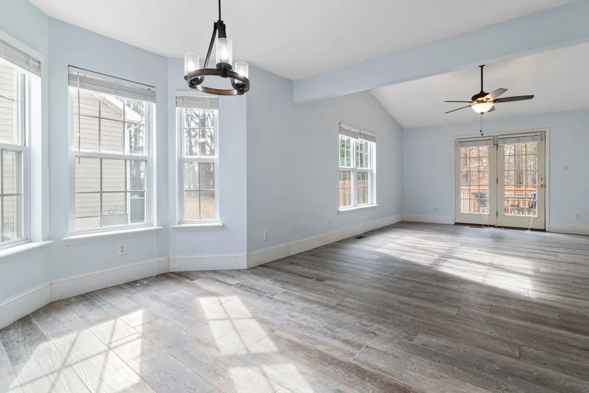 Clean, safe room after biohazard cleanup in Chelsea Cove, NY